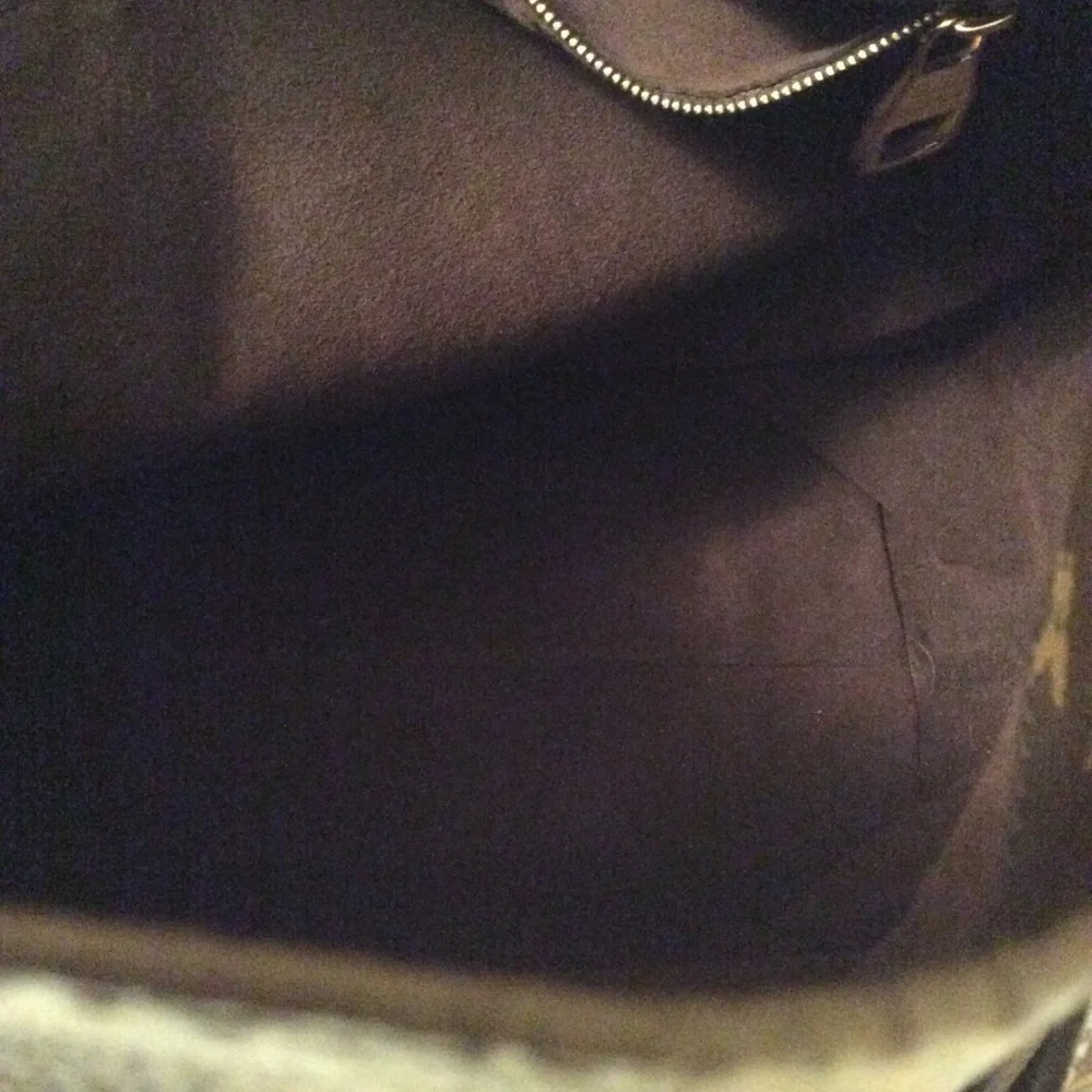 Louis Vuitton Métis Hobo - Picture 6 of 9